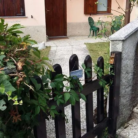 Chalet Casetta Letizia Cozy Chalet With Gardens *